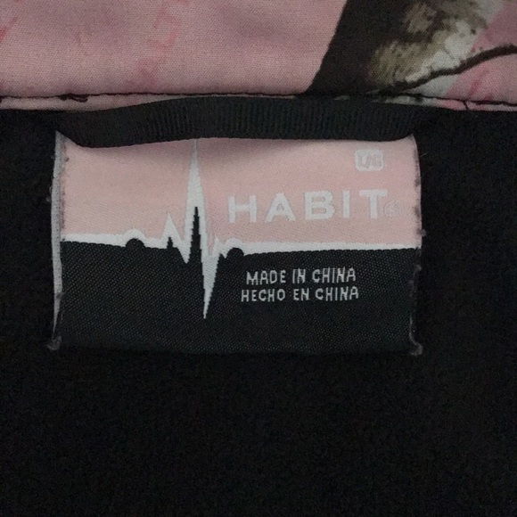 Habit Realtree Women’s Hunting Jacket - Picture 6 of 6